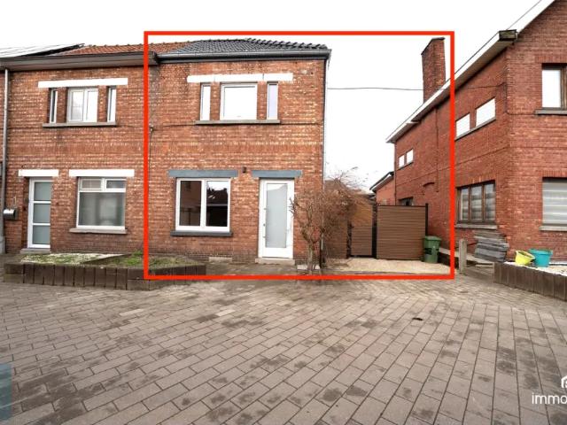 Maison vente à Genk, Limburg