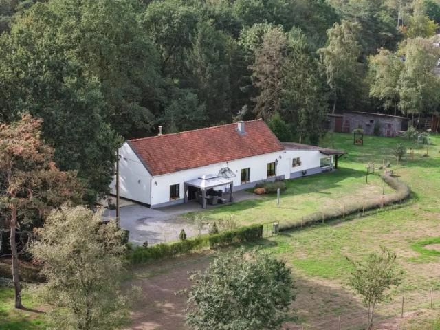 Maison vente à Genk, Limburg
