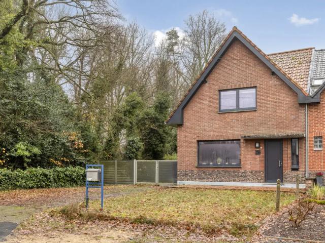 Maison vente à Genk, Limburg