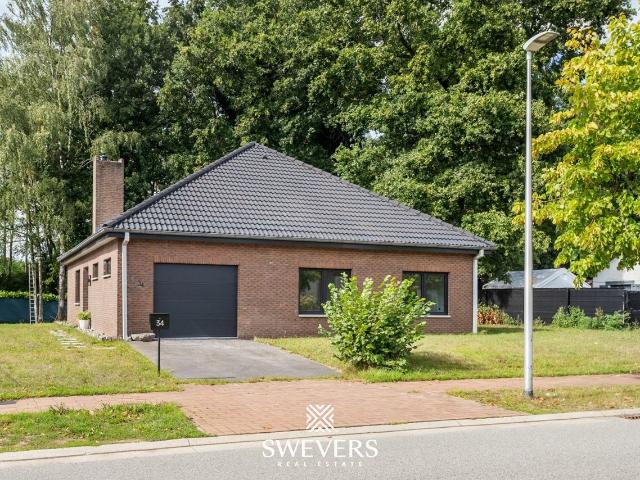 Maison vente à Genk, Limburg