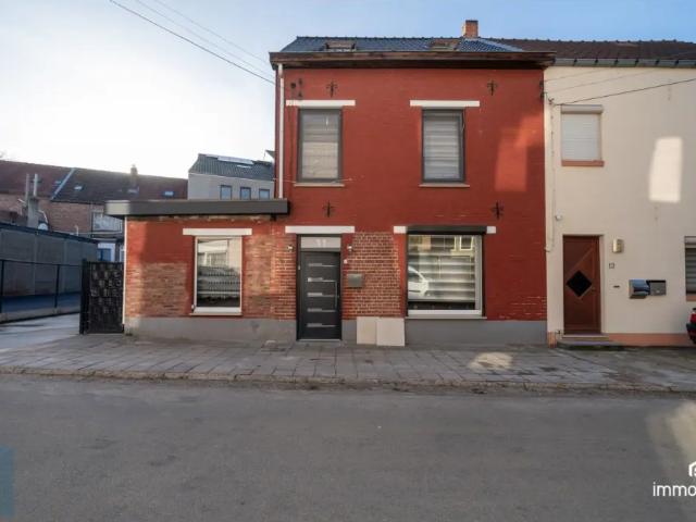Maison vente à Genk, Limburg