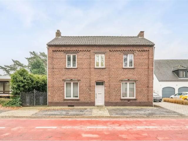 Maison vente à Genk, Limburg