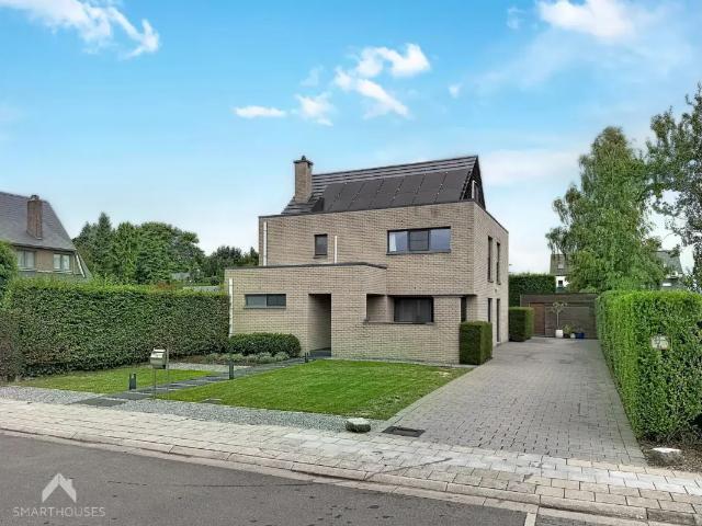 Maison vente à Genk, Limburg