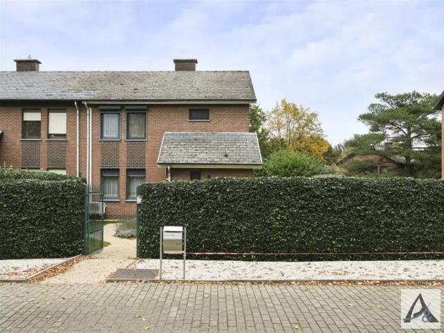 Maison vente à Genk, Limburg