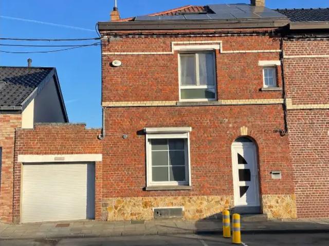 Maison vente à La Louvière, Wallonie