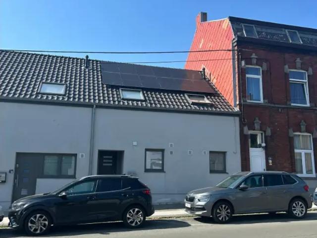 Maison vente à La Louvière, Wallonie