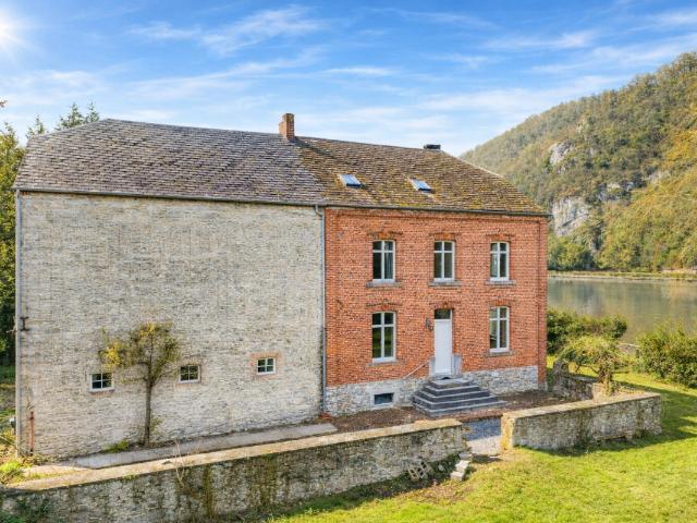 Maison vente à Hermeton-sur-meuse, Wallonie
