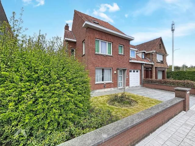 Maison vente à Courtrai, West-Vlaanderen