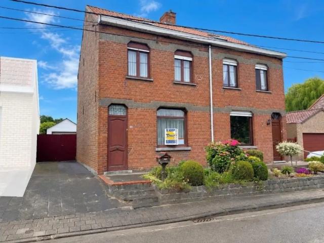 Maison vente à Ieper, West-Vlaanderen