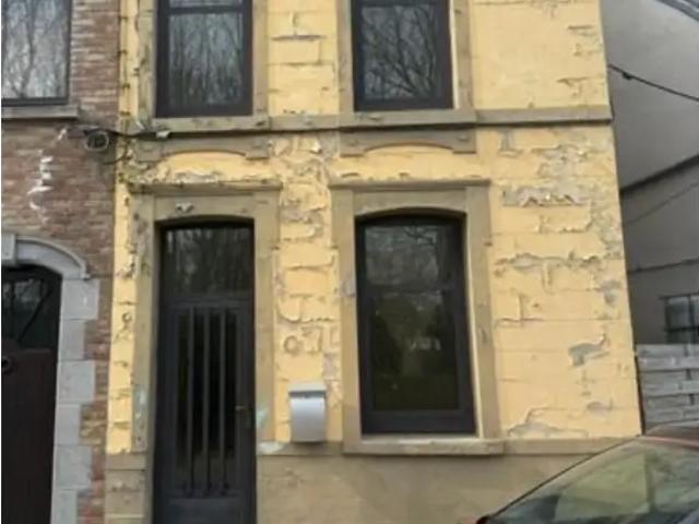 Maison vente à La Louvière, Wallonie