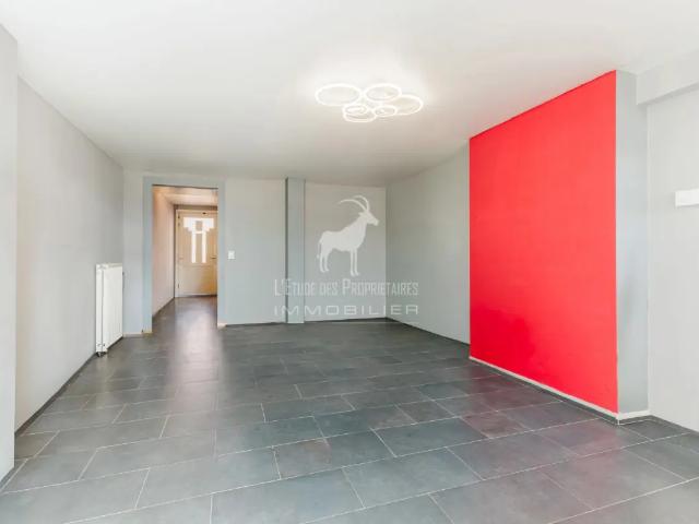 Maison vente à La Louvière, Wallonie