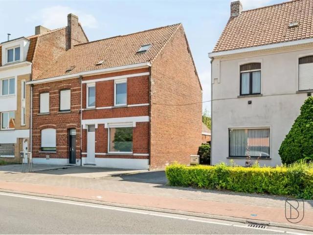 Maison vente à Ingelmunster, West-Vlaanderen