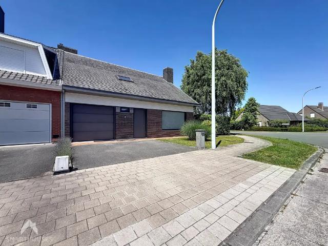 Maison vente à Ingelmunster, West-Vlaanderen