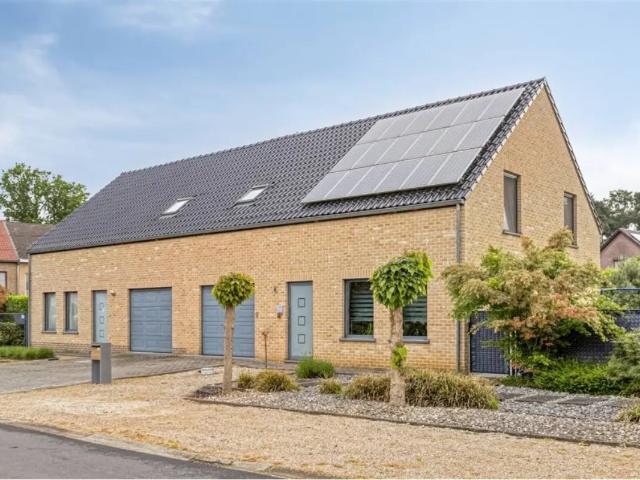 Maison vente à Beringen, Limburg