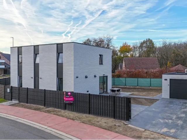 Maison vente à Beringen, Limburg