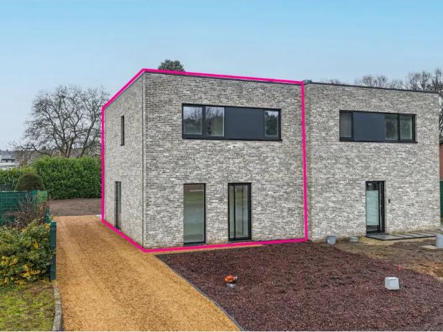 Maison vente à Beringen, Limburg