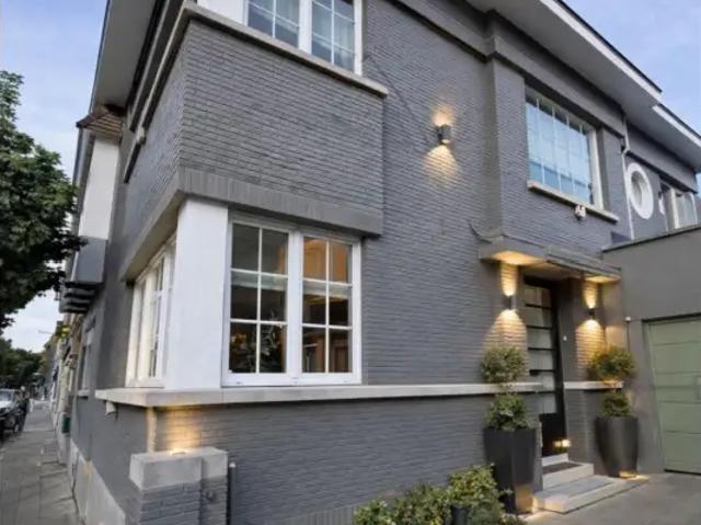 Maison vente à La Louvière, Wallonie