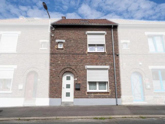 Maison vente à La Louvière, Wallonie