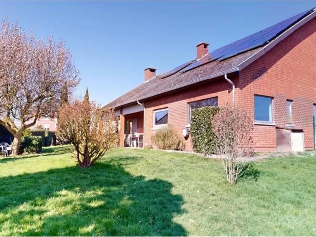 Maison vente à La Louvière, Wallonie