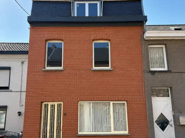 Maison vente à La Louvière, Wallonie