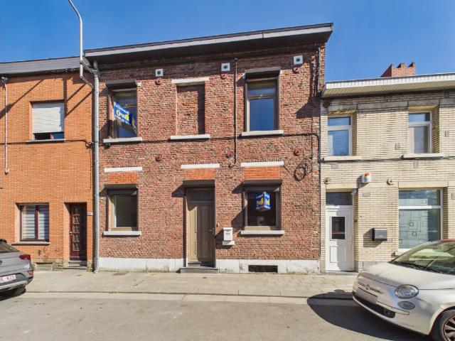 Maison vente à La Louvière, Wallonie