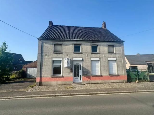 Maison vente à Ladeuze, Wallonie