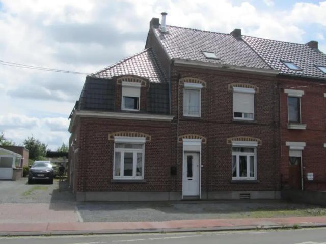 Maison vente à Leuze-en-hainaut, Wallonie