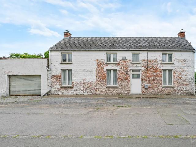 Maison vente à Leuze-en-Hainaut, Leuze