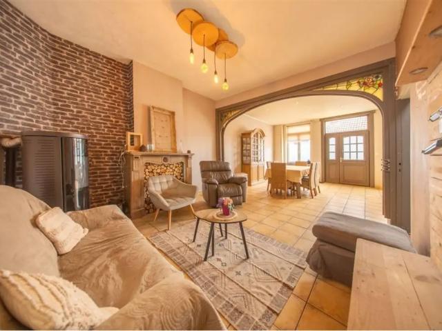 Maison vente à Leuze-en-hainaut, Wallonie