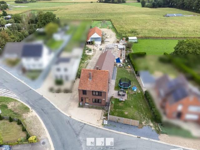 Maison vente à Neeroeteren, Maaseik