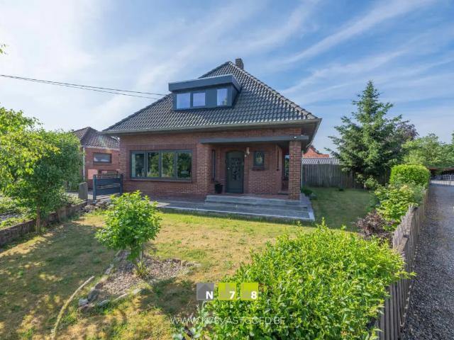 Maison vente à Maaseik, Limburg