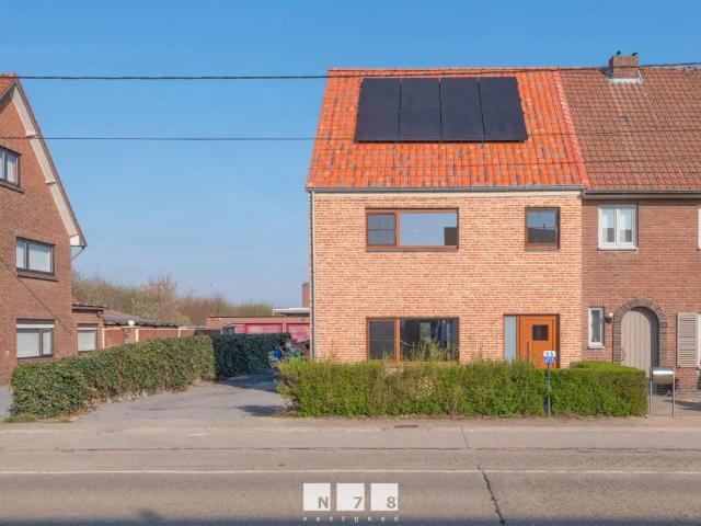 Maison vente à Neeroeteren, Maaseik