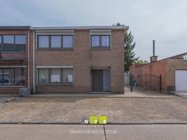 Maison vente à Maasmechelen, Limburg