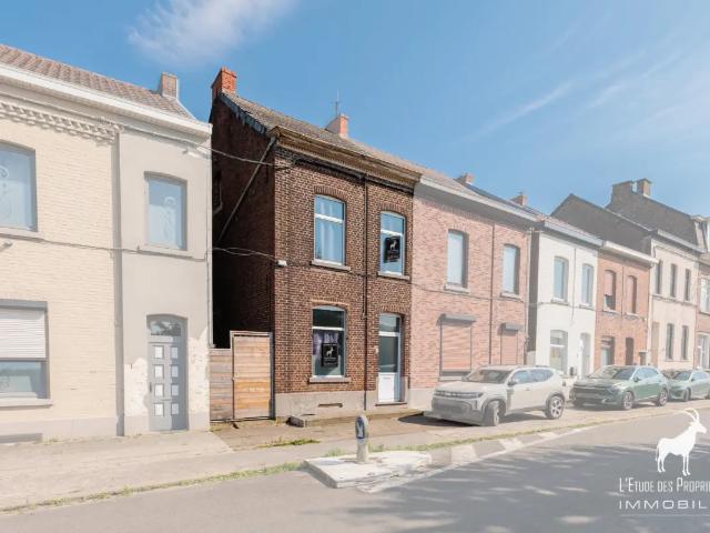 Maison vente à Tienne Saint-Nicolas, Manage