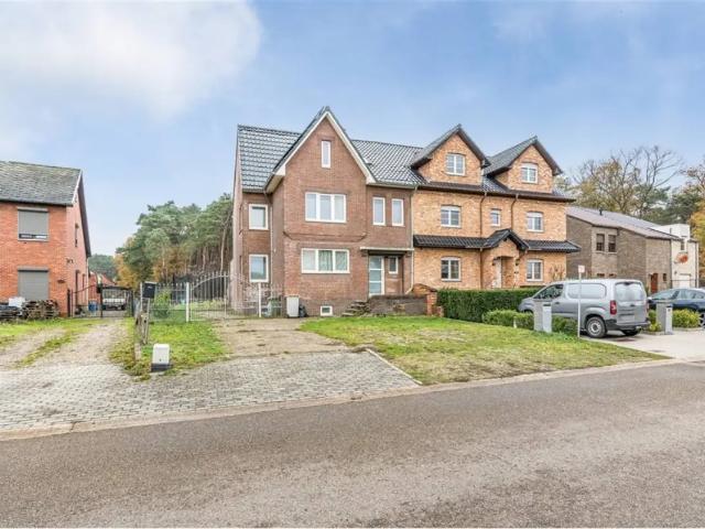 Maison vente à Maasmechelen, Limburg