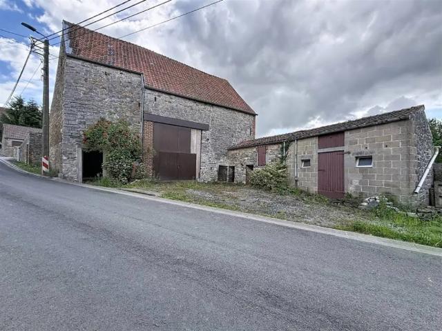 Maison vente à Mettet, Wallonie