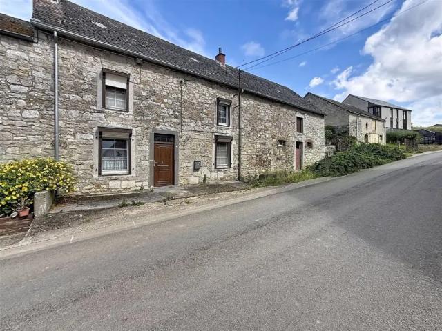 Maison vente à Mettet, Wallonie