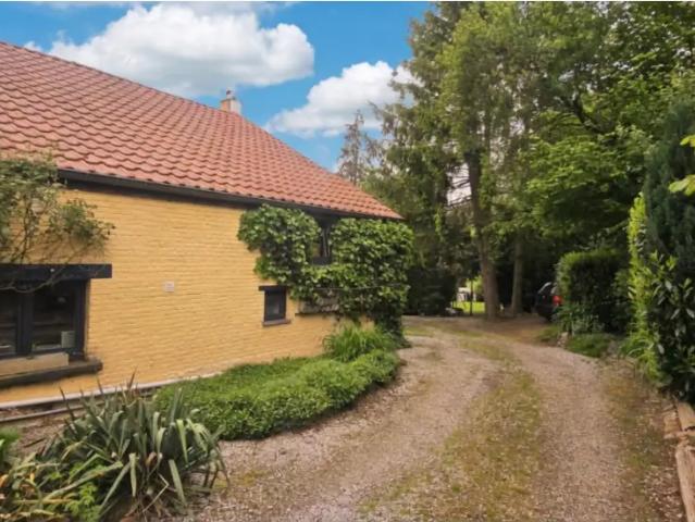 Maison vente à Mettet, Wallonie