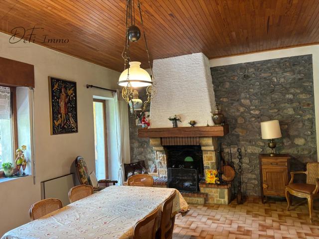 Maison vente à Saint-Jean-de-Maurienne, La Chambre