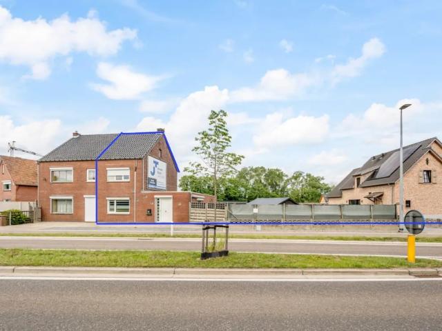 Maison vente à Maaseik, Limburg