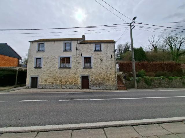 Maison vente à Mettet, Wallonie