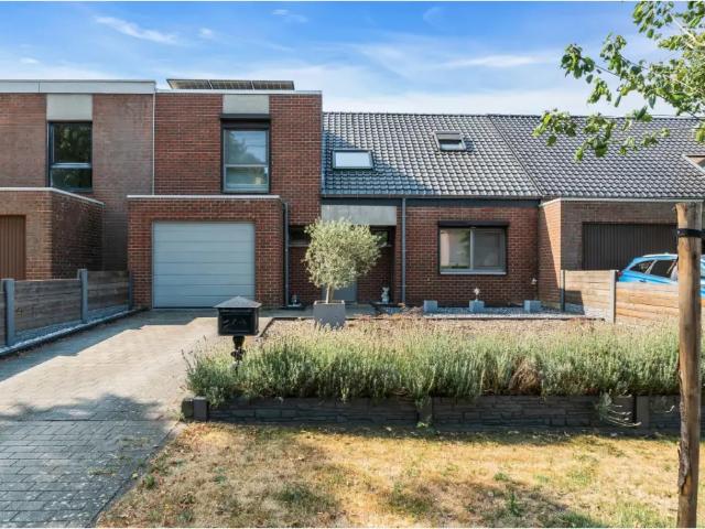 Maison vente à Beringen, Limburg