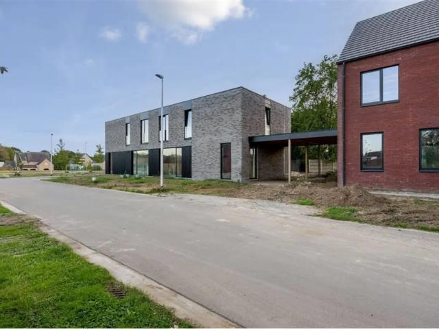 Maison vente à Beringen, Limburg