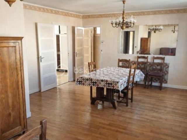 Maison vente à Épernay, Montmirail