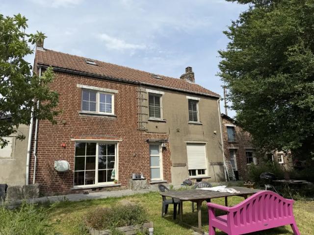 Maison vente à Charleroi, Wallonie