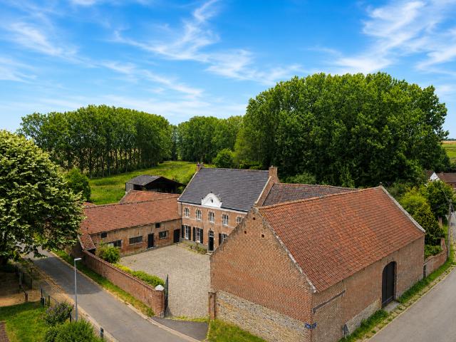 Maison vente à Aat, Wallonie