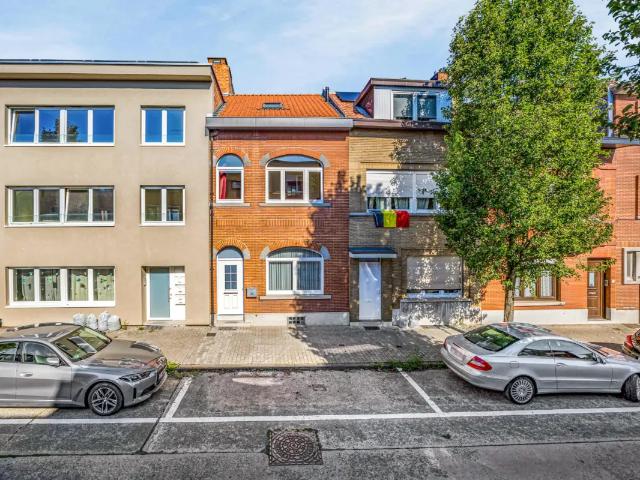 Maison vente à Sint-pieters-leeuw, Brabant