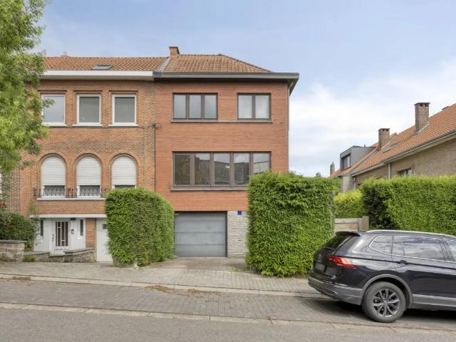 Maison vente à Sint-pieters-leeuw, Brabant