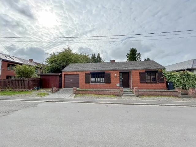 Maison vente à Souvret, Courcelles