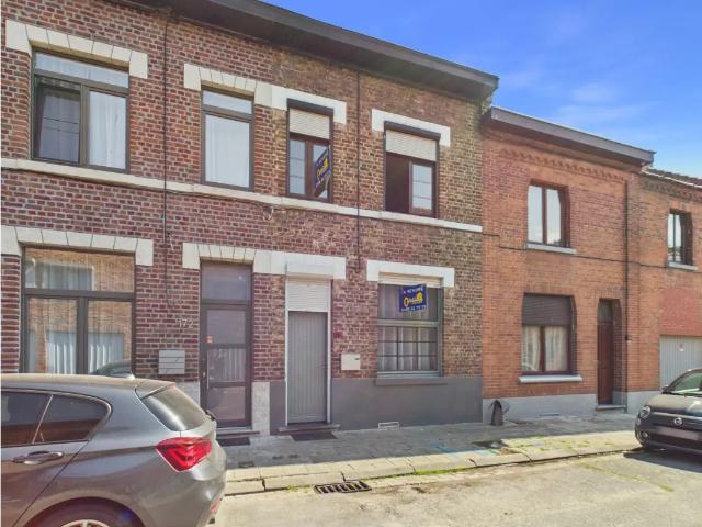 Maison vente à La Louvière, Wallonie